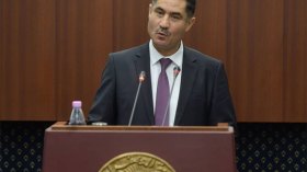 لعقاب: نريد الخروج بقانون قوي للصحافة المكتوبة والإلكترونية