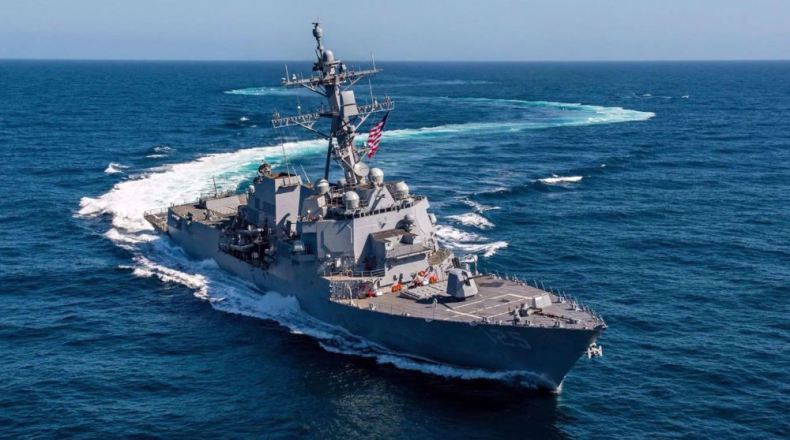 Deux missiles tirés depuis le Yémen en direction d’un navire américain