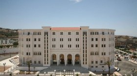 إلغاء قرار الإفراج عن مسؤول سابق بميناء مستغانم