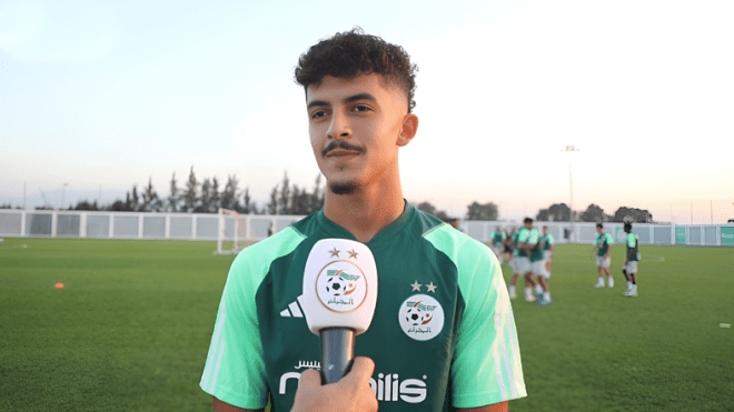 بلومي الصغير على خطى والده الأسطورة