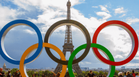 وفد جزائري بباريس لتحضير تنقل الرياضيين الجزائريين