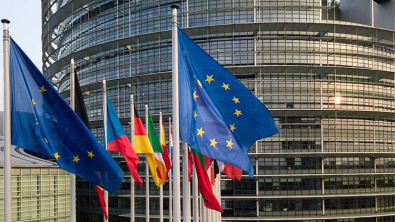 البرلمان الأوروبي يندّد بتقاعس بروكسل في قضية “بيغاسوس”