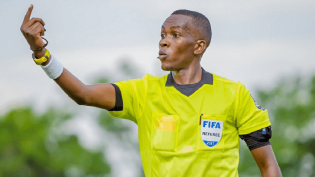 تعيين طاقم تحكيم مباراة الجزائر وموزمبيق – الشروق أونلاين