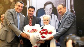 “دار سعاد الصباح” تكرم زهور ونيسي بجائزة “يوم الوفاء”