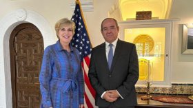 سفيرة الولايات المتحدة بالجزائر تهنئ بوقادوم على منصبه الجديد