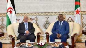 رئيس المجلس الوطني الصحراوي يحل بالجزائر