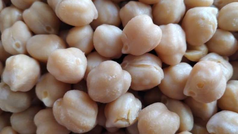 وزارة الفلاحة: دخول باخرة محمّلة بـ16 ألف طن من الحمص والعدس