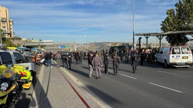 القدس: مقتل 3 مستوطنين في عملية فدائية