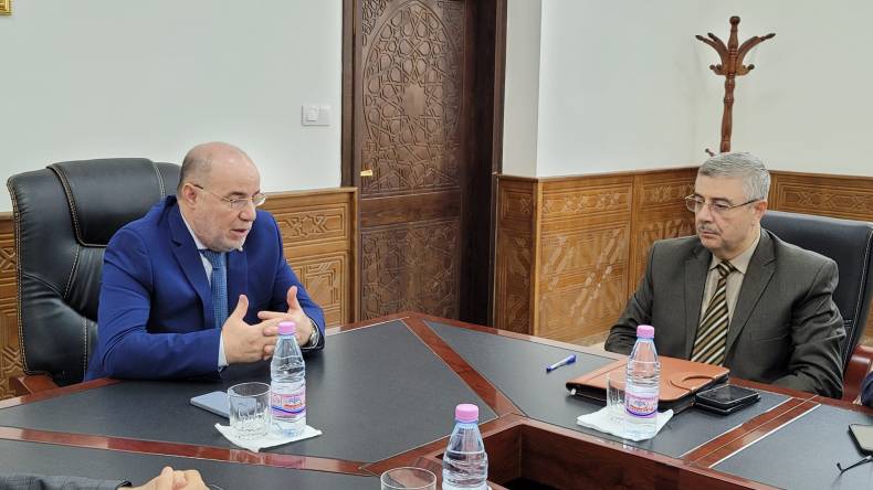 بلمهدي يُنصب زهير بوذراع مديرا عاما للإدارة والتكوين والتنظيم