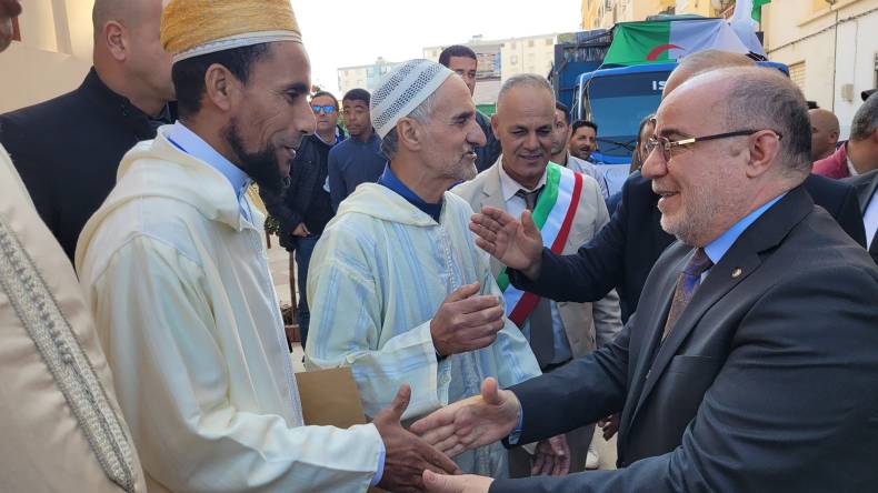 بلمهدي: تعليمات من الرئيس تبون لمراجعة القانون الأساسي للإمام