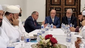 بلمهدي يجتمع مع الأئمة والمرشدات المنتدبين في فرنسا