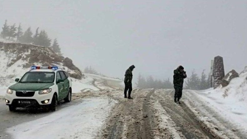 التقلبات الجوية.. هذه قائمة الطرق المقطوعة بسبب الثلوج