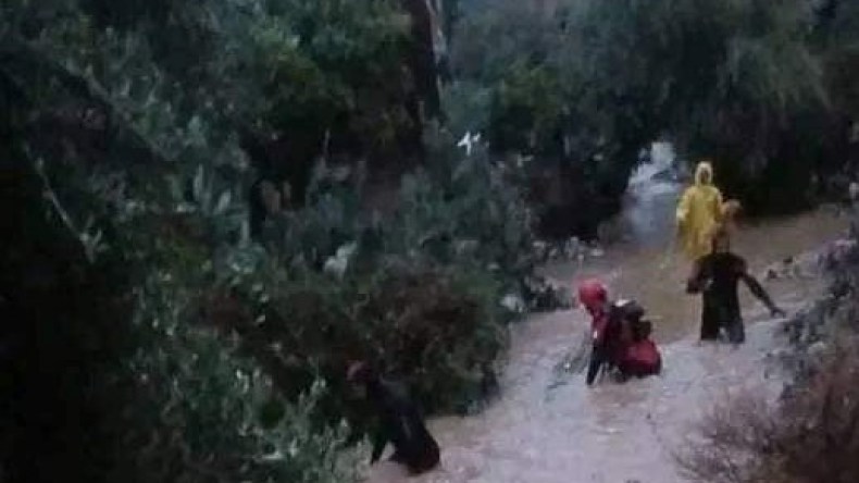 العثور على جثة الطفل المفقود جراء السيول بسكيكدة  