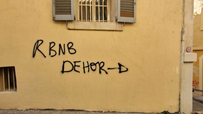 Marseille: Deux jeunes femmes séquestrées dans un Airbnb