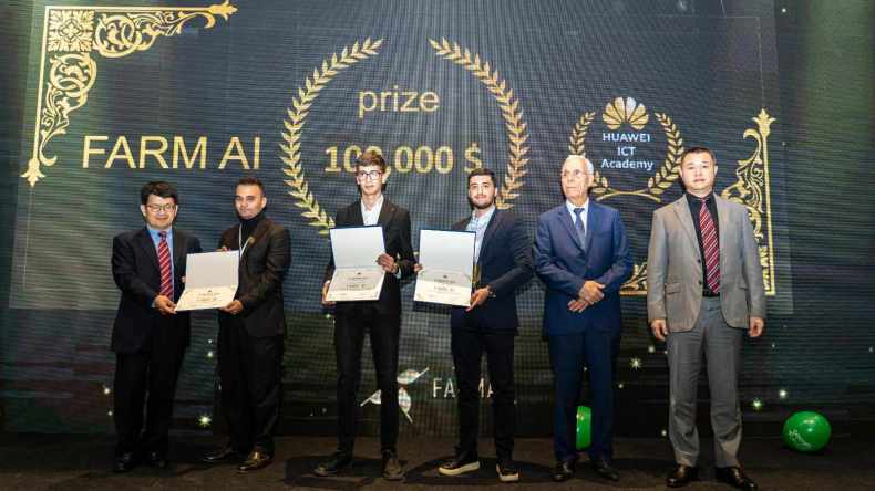 هواوي الجزائر.. تدريب 7 آلاف طالب ودعم 20 “ستارتاب”