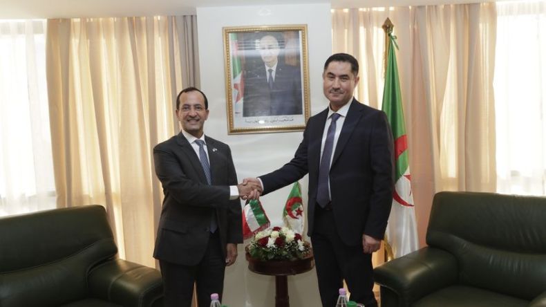 الاتفاق على تعزيز التعاون الإعلامي بين الجزائر والكويت