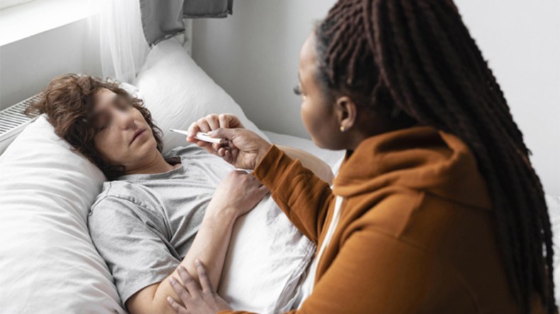 المتعايشون مع الإيدز.. كيف يمكنهم الزواج بشركاء غير مصابين؟