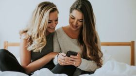 المعاكسات الإلكترونية عبر الرسائل والمكالمات