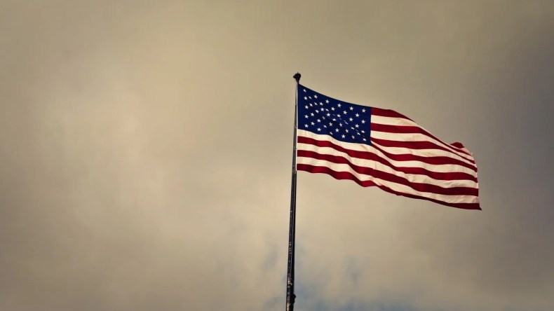 السفارة الأمريكية بالجزائر توجه نداء للأساتذة الجامعيين الجزائريين