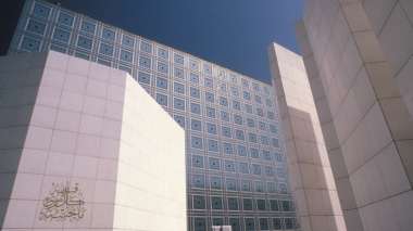 Jack Lang reconduit à la tête de l’Institut du monde arabe