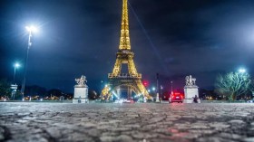 Attaque meurtrière au couteau à Paris: un mort et deux blessés