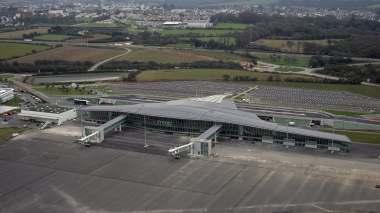 Un aéroport français -touché par la foudre- annule tous ses vols