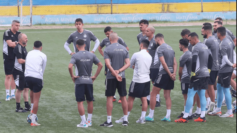 “الفاف” تكشف مكان تربص المنتخب الجزائري تحسبا لـ”كان” كوت ديفوار