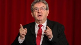 Les bombardements israéliens présentent des “indices d’une volonté génocidaire”, affirme Mélenchon