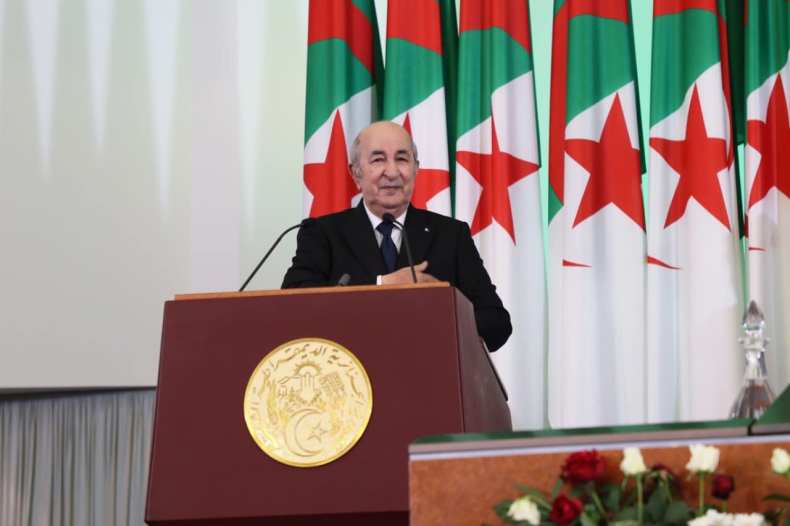 Sollicité de briguer un second mandat…”La parole est au peuple”, répondait Tebboune