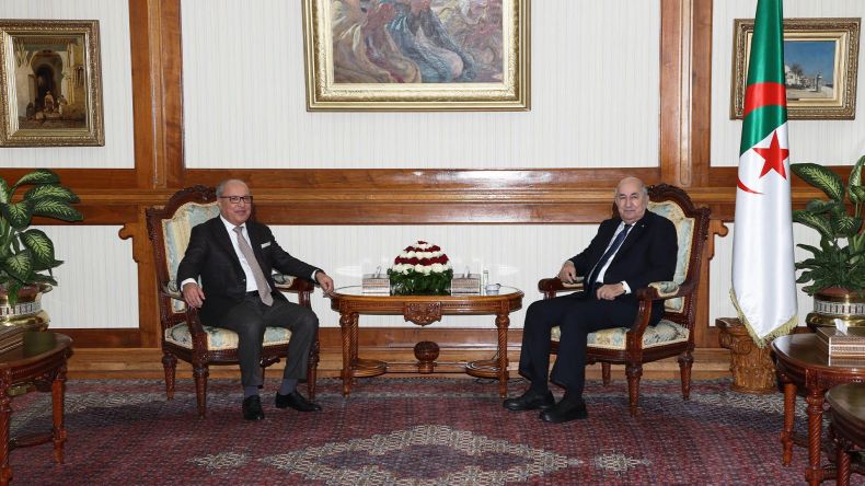 الرئيس تبون يستقبل الأمين العام للتجمع الوطني الديمقراطي (فيديو)