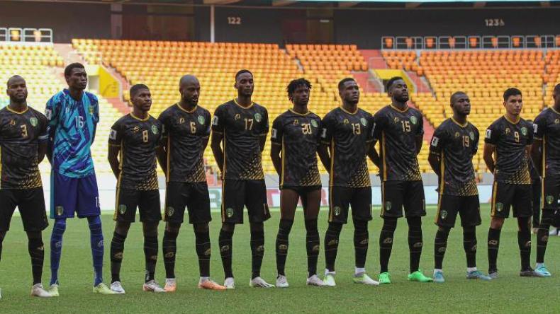 مُنافس “الخضر” يكشف عن قائمة لاعبي البطولة الإفريقية