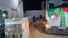 شاحنات مُحملة بأطنان المستلزمات الطبية لإنقاذ قطاع الصحة المنهار