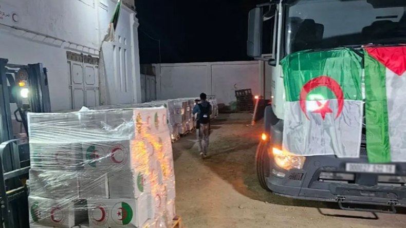 شاحنات مُحملة بأطنان المستلزمات الطبية لإنقاذ قطاع الصحة المنهار