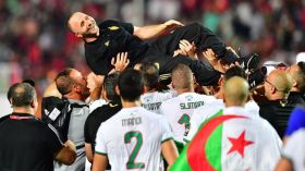 إثارة جدل وهمي لِضرب بلماضي و”الخضر” عشية البطولة الإفريقية