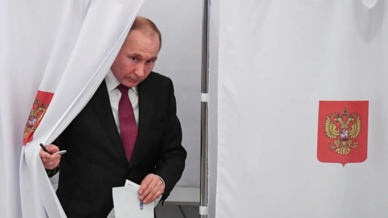 3 مترشّحين لمنافسة بوتين على رئاسة روسيا