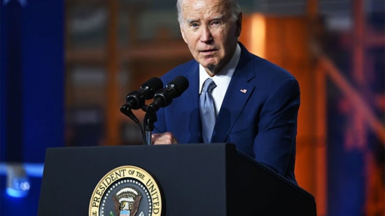 بايدن يحاول التهرب من مسؤولية المجازر بغزة