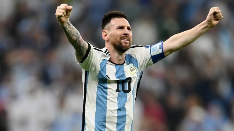 بِكم بِيعت أقمصة ميسي لِمونديال 2022؟