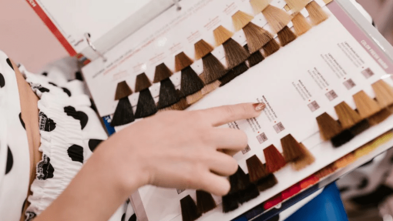 حقائق صادمة يجب أن تعرفيها عن صبغات الشعر