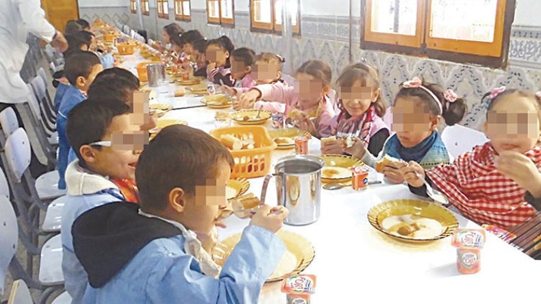 نحو إنهاء أزمة التغذية المدرسية وخدمات جديدة للتلاميذ