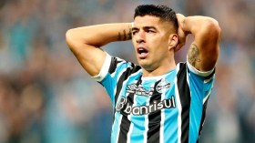 شمعة سواريز تكاد تنطفئ مع لجوئه إلى هذا الحلّ الطبّي “السّحري”