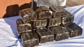 “حراقة” أفارقة يهرّبون المخدرات المغربية إلى الجزائر