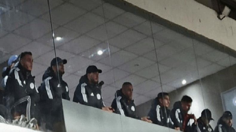 بالفيديو.. لاعبو “الخضر” يصنعون الحدث في الداربي وتضامن كبير مع عطال