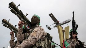 “حماس” للجيش الصهيوني: “فاتورة قتلاكم” سترتفع ما دمتم بغزة