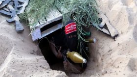 أنفاق “حماس” فريدة من نوعها وهي مدن تحت الأرض