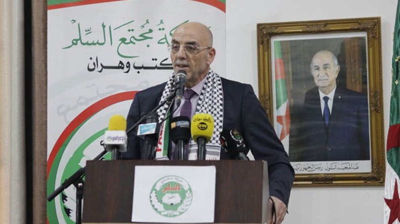 حمس: الجزائر مستهدفة لمواقفها وسياستها المستقلة