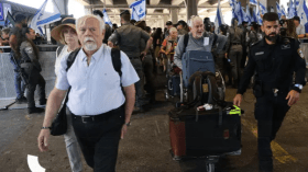 هروب 370 ألف إسرائيلي إلى الدول الأوروبية منذ بدء العدوان على غزة