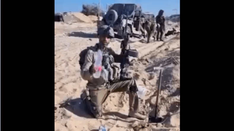 بالفيديو.. مقتل ضابط إسرائيلي وجه التحية لمستوطن أحرق عائلة فلسطينية!