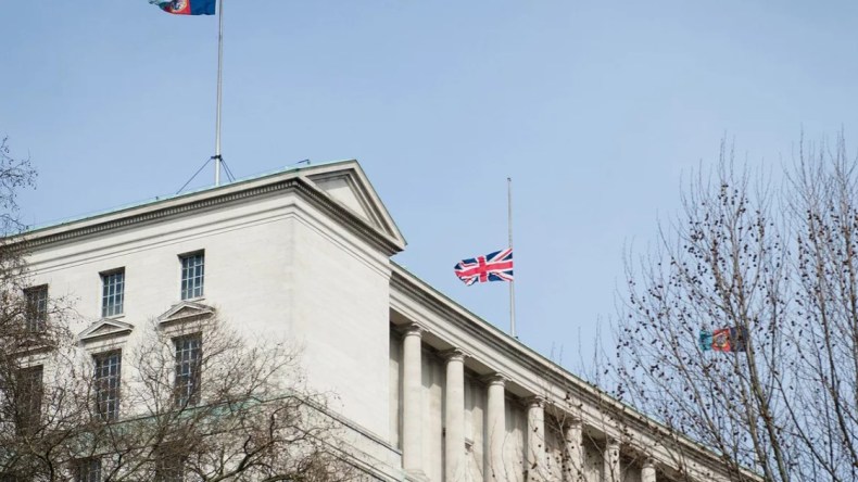 بريطانيا تعلن عن قيام جيشها برحلات استطلاعية فوق غزة لتحديد مكان الرهائن