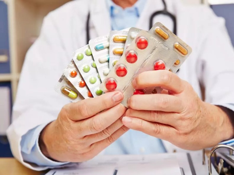 Fermeture d’une société pour fabrication de produits pharmaceutiques périmés à Alger