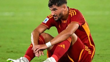 José Mourinho “Punishes” Houssem Aouar On AFCON’s Eve